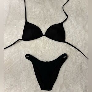 Black ribbed bikini